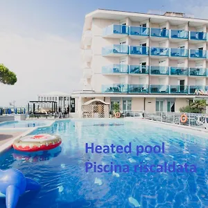 *** Hotel La Bussola Italia