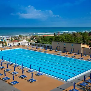 Hotell Grand Continental, Tirrenia
